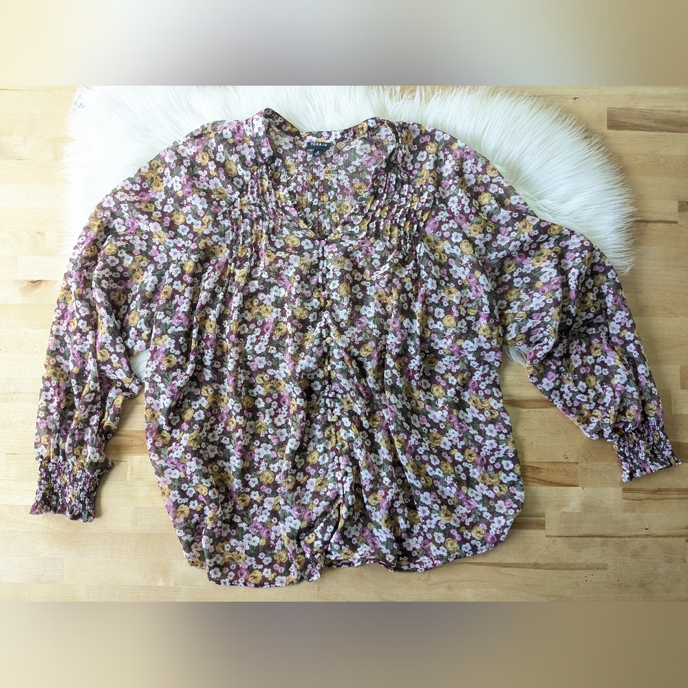 {Torrid} Crinkle Chiffon Smocked Blouson Sleeve Blouse - Picture 12 of 12